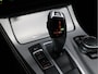 BMW 5-Serie Touring 520i M Sport [CAMERA, TREKHAAK, AUTOMATISCHE ACHTERKLEP, AUTOMATISCHE STOELEN, CRUISE CONTROL, FLIPPERS, BLUETOOTH TELEFOON, AIRCO, NAVI, NIEUWSTAAT]