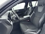 Volvo V60 T6 Plug-In Hybrid Momentum Pro | PDV V+A en Camera | Elektrische achterklep | Apple Carplay / Android Auto | 18 inch LM | Navigatie |