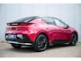 Lynk & Co 02 More 272PK 66 kWh 360 Graden Camera, Harman Kardon, Panoramadak, Elektrisch bedienbare voorstoelen met geheugen, Keyless Entry, Getint glas, Adaptieve Cruise Control, Dodehoekassistent, Sfeerverlichting, Stuurwielverwarming, Stoelverwarming