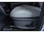 Lynk & Co 02 More 66 kWh, | 360° Parkeercamera | Harman Kardon Premium Audio | Panoramadak | Elektrisch bedienbare voorstoelen met geheugen | Keyless Entry | Getint glas | Adaptieve Cruise Control | Dodehoekassistent | Sfeerverlichting | Stuurwielverwarming | Stoelverwarming |