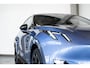 Lynk & Co 02 More 66 kWh, | 360° Parkeercamera | Harman Kardon Premium Audio | Panoramadak | Elektrisch bedienbare voorstoelen met geheugen | Keyless Entry | Getint glas | Adaptieve Cruise Control | Dodehoekassistent | Sfeerverlichting | Stuurwielverwarming | Stoelverwarming |