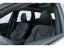 Volvo XC60 T6 Plug-in hybrid AWD Plus Dark | Long Range | Trekhaak | BLIS | Adaptive cruis-control | Panoramadak | 360° camera | Verw. stoele V+A | Leder