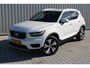 Volvo XC40 1.5 T5 Twin Engine Momentum Pro | Incl. 12 maanden garantie | 100% onderhouden | Cruise control | Climate control | Apple carplay/Android auto | Parkeercamera | Stoelverwarming |