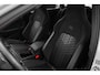 Volkswagen Golf Variant 1.5 eTSI R-Line Edition Automaat | Koplampverlichting IQ.Light 'LED Matrix' | Advance pakket | Side Assist