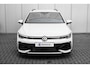 Volkswagen Golf Variant 1.5 eTSI R-Line Edition Automaat | Koplampverlichting IQ.Light 'LED Matrix' | Advance pakket | Side Assist