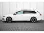 Volkswagen Golf Variant 1.5 eTSI R-Line Edition Automaat | Koplampverlichting IQ.Light 'LED Matrix' | Advance pakket | Side Assist