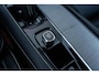 Volvo XC90 2.0 T8 Recharge AWD R-Design | Luchtvering | Stoel- / Stuurverwarming | Harman Kardon Audio | Camera | 22" | Keyless Entry | Power Seats | Getint Glas | Volvo On Call |