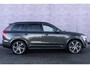 Volvo XC90 2.0 T8 Recharge AWD R-Design | Luchtvering | Stoel- / Stuurverwarming | Harman Kardon Audio | Camera | 22" | Keyless Entry | Power Seats | Getint Glas | Volvo On Call |