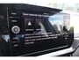 Volkswagen T-Cross 95PK Life Edition | 'App-Connect' draadloze smartphone integratie | Achterlichten LED | Afstandscontrolesysteem (Front Assist)