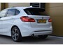 BMW 2-Serie Active Tourer 218i Sportline * Sportstoelen * Panoramadak * LED * Sfeerverlichting *
