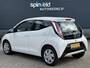 Toyota Aygo 1.0 VVT-i x-play Bj’ 15 NAP NL Dealer o. 1ste eig.