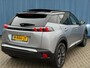 Peugeot e-2008 EV GT Pack 50 kWh | Achteruitrijcamera | Afwijkende dakkleur | Airco (automatisch)