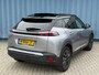 Peugeot e-2008 EV GT Pack 50 kWh | Achteruitrijcamera | Afwijkende dakkleur | Airco (automatisch)