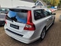 Volvo V70 2.5FT Momentum Automaat H.LEER / XENON / TREKHAAK
