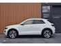 Volkswagen T-Roc 1.5 TSI 150pk DSG R-line Pano | Trekhaak | Beats | 19"