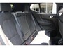 Volvo XC40 B4 197PK Plus Black Edition | Visual Park Assist (incl. 360º view) | Schuif-/Kanteldak | Lichtmetalen Velgen 20"| Extra Getint Glas |  Nubuck/ Kunstlederen Bekleding | Apple Carplay/Android Auto | Premium Audio by Harman Kardon | Electronic Climate Controle