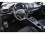 CUPRA Formentor 1.4 VZ Copper Edition 245PK | 1e Eigenaar | Dealer Onderh. | BTW | Cupra knop | Sfeer | 360Cam | Winterpack | Matrix LED | Camera | Elek klep | ACC | Climate | Carplay | 1 Laadkabel | Donkere Hemel | PDC