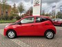 Toyota Aygo 1.0 VVT-i x-fun Airconditioning | Boekjes compleet | Start/Stop systeem | Uitstelbare zijruiten |