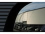 Volvo XC40 T5 Automaat Recharge R-Design | Lederen/stof Bekleding | Lichtmetalen Velgen 5-Spaaks 20" | Premium Audio by Harman Kardon |  Draadloos Telefoon Opladen | Electronic Climate Controle | Voorstoelen Verwarmd | keyless entry + keyless start |