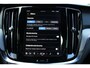 Volvo V60 T6 Automaat Plug-in hybrid AWD Plus Dark | Semi Elektrische trekhaak | Rondomzicht Camera | Premium audio by Harman Kardon | Verwarmbare voorstoelen + stuurwiel + voorruit | Electronic Climate Control | Adaptieve Cruise Control |