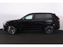 Volvo XC90 T8 Recharge AWD Plus Dark - LONG RANGE - Panorama/schuifdak - IntelliSafe Assist & Surround - 360º Camera - Harman/Kardon audio - Verwarmde voorstoelen, stuur & achterbank - Parkeersensoren voor & achter - Elektr. bedienb. voorstoelen met geheugen - Draadloze tel. lader - Extra getint glas - 21' LMV