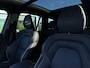 Volvo XC90 2.0 T8 Recharge AWD Ultra Dark / Trekhaak / Pano. dak / Luchtvering / Head-up display / Bowers & Wilkins / 22" velgen / Elek. verstelbare stoelen / Stoelen voor + achter en stuur verwarmd /