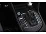 Volkswagen Tiguan Allspace 1.5 TSI Highline | Panoramadak | Trekhaak | Leder | 360 camera | Elec achterklep | 2e electrische stoel met geheugen
