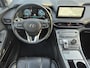 Hyundai Santa Fe 1.6 T-GDI PHEV Plug-in Premium Automaat / HUD / Afn. trekhaak 1.350 kg / EAER 58 km stad 69km / Elektrische achterklep / Stuur-,Stoel en Achterbankverwarming / Adaptief CC / Stoelventilatie / Rondomzicht camera /