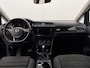 Volkswagen Touran 1.5 TSI Highline 7p Automaat | Adaptive Cruise Control | Parkeersensoren | Stoelverwarming | Apple CarPlay
