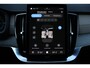 Volvo XC90 T8 Plug-in Hybrid AWD Ultra Bright | Matrix LED Koplampen | Actieve Luchtvering Met FOUR-C | Bowers & Wilkins Audiosysteem | Nappaleer Met Ventilatie | Massagefunctie Voorstoelen | 4-Zone Electronic Climate Control | Volvo Guard Alarm | Panoramisch Schuif-/Kanteldak | Grafisch Head-up Display | Gelamineerde Zijruiten Rondom | Extra Getint Glas Achter | 22" Lichtmetalen Velgen | Adaptieve Cruise Control Met Pilot Assist