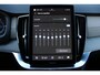 Volvo XC90 T8 Plug-in Hybrid AWD Ultra Bright | Matrix LED Koplampen | Actieve Luchtvering Met FOUR-C | Bowers & Wilkins Audiosysteem | Nappaleer Met Ventilatie | Massagefunctie Voorstoelen | 4-Zone Electronic Climate Control | Volvo Guard Alarm | Panoramisch Schuif-/Kanteldak | Grafisch Head-up Display | Gelamineerde Zijruiten Rondom | Extra Getint Glas Achter | 22" Lichtmetalen Velgen | Adaptieve Cruise Control Met Pilot Assist