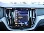 Volvo XC60 T8 Automaat Twin Engine AWD Inscription | Schuif/kanteldak | Trekhaak | DAB | Verw. Voorstoelen | Verw. Achterbank