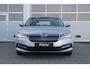 Skoda Superb Combi 1.5 TSI 150pk DSG Business Edition | Trekhaak | Navigatie | Parkeersensoren Achter