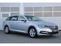 Skoda Superb Combi 1.5 TSI 150pk DSG Business Edition | Trekhaak | Navigatie | Parkeersensoren Achter
