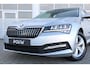 Skoda Superb Combi 1.5 TSI 150pk DSG Business Edition | Trekhaak | Navigatie | Parkeersensoren Achter