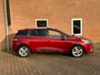 Renault Clio RENAULT CLIO ESTATE 0.9 TCE Limited INCL 1 JAAR CAR GARANTIE  PREMIUM