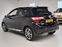 Toyota Yaris 1.5 Hybrid Premium | Panorama-dak | Keyless | Cruise control | licht/regen sensor |