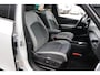 Volkswagen ID.3 204pk First Max 58 kWh | SoH 94% | Panoramadak | Navigatie | Achteruitrijcamera | Stoelverwarming