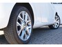Volkswagen Up! 1.0 high up! |  PANO DAK | CRUISE | PDC | STOELVERWARMING |