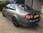 Volkswagen Jetta 1.6 Comfortline / CLIMA / ALU VELGEN / SEDAN / NWE BANDEN / APK OKTOBER 2026 !!!