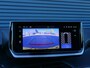 Peugeot 208 1.2 PureTech 100 GT | Camera | Climate Control | Keyless Entry & Start | Full LED | 17'' LM Velgen | Draadloze telefoonlader | Zwart dak 'Black Diamond'