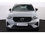 Volvo XC40 T5 Recharge Plus Dark - IntelliSafe Assist - 360º Camera - Harman/Kardon audio - Verwarmde voorstoelen & stuur - Parkeersensoren voor & achter - Elektr. bedienb. voorstoelen met geheugen links - Extra getint glas - 19' LMV