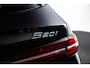 BMW 5-Serie Touring 520i M Sport - Trekhaak - Panoramadak - Parking/Driving Assistant Professional - Head Up - Harman Kardon - Comfort Access - Standkachel - Stoelventilatie voor - Elektrisch verwarmde voor/achterstoelen -