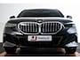 BMW 5-Serie Touring 520i M Sport - Trekhaak - Panoramadak - Parking/Driving Assistant Professional - Head Up - Harman Kardon - Comfort Access - Standkachel - Stoelventilatie voor - Elektrisch verwarmde voor/achterstoelen -
