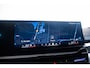 BMW 5-Serie Touring 520i M Sport - Trekhaak - Panoramadak - Parking/Driving Assistant Professional - Head Up - Harman Kardon - Comfort Access - Standkachel - Stoelventilatie voor - Elektrisch verwarmde voor/achterstoelen -