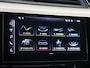 Audi E-tron 55 quattro S edition 95 kWh | SOH 100% | Luchtvering | Achteruitrijcamera | Adaptieve cruise control | Stoelverwarming | CarPlay | Navigatie |
