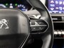 Peugeot 3008 1.2 PureTech Sport Automaat (APPLE CARPLAY, GROOT NAVI, STOELVERWARMING, 360 CAMERA, SPORTSTOELEN, GETINT GLAS, LANE ASSIST, CRUISE, NIEUWSTAAT)