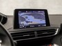 Peugeot 3008 1.2 PureTech Sport Automaat (APPLE CARPLAY, GROOT NAVI, STOELVERWARMING, 360 CAMERA, SPORTSTOELEN, GETINT GLAS, LANE ASSIST, CRUISE, NIEUWSTAAT)