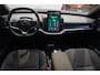 Volvo EX30 Twin Motor Perform Europa Sport AWD 428pk | 17% Bijtelling | Elek. Verstelbare Voorstoelen | Harman/Kardon Audio | Google Maps | Adaptive Cruise | Pilot Assist | Parkeer Camera | Stoel & Stuurverwarming | 1500kg Trekgewicht |