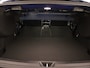 Mercedes-Benz A-klasse 250e Luxury Limousine | Panorama schuifdak | Parkeerpakket met camera | KEYLESS GO | Stoelverwarming | Siegelpakket | Thermotronic clima | Extra USB-poorten | Sfeerverlichting | Draadloos oplaadsysteem voor Smartphone |